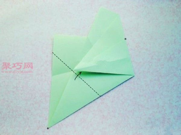 Origami five-pointed star tray Illustration of how to fold a five-pointed star storage tray