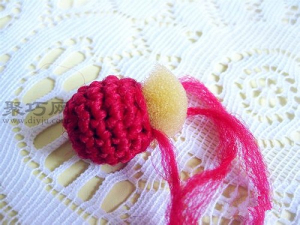 Tutorial on knitting fruits with wool. Knit cherries by hand with wool.