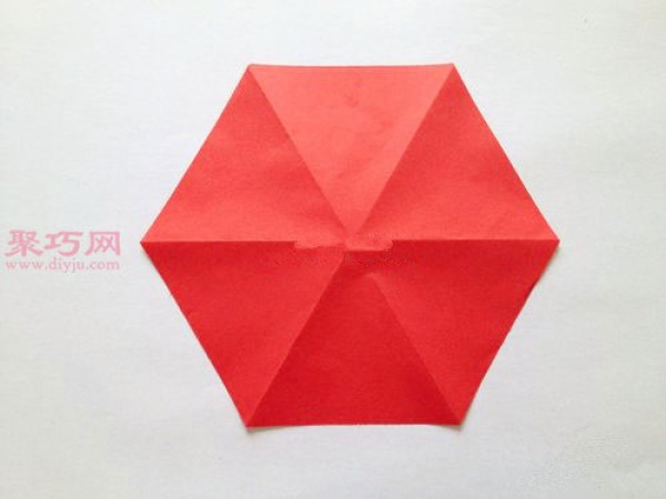 Illustration of how to fold a hexagonal carton How to fold a hexagonal box