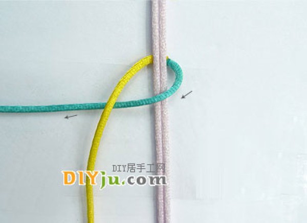 Illustrated tutorial on the flat knot method of Chinese knots