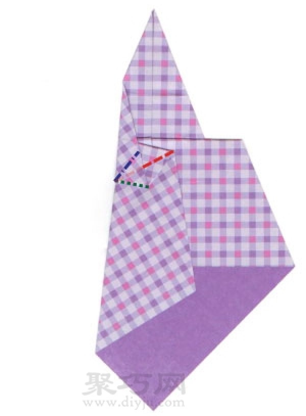 Simple origami tie folding method for small classes, allowing children to easily learn to fold ties