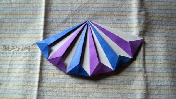 How to make origami circus house, handmade three-dimensional house