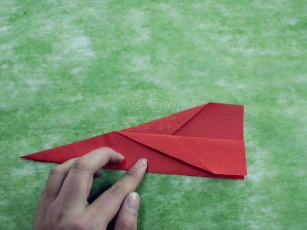 The simplest way to fold a paper airplane in origami fighter