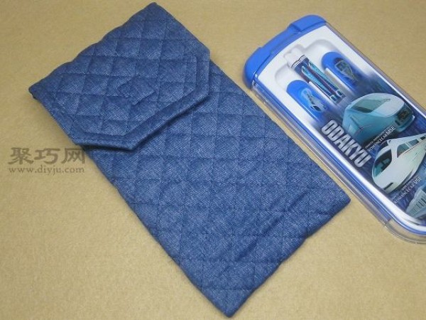 Mini mobile phone bag hand-making tutorial teaches you how to make a mobile phone clamshell bag