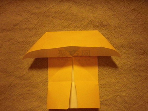 Illustrated tutorial on how to make an origami windmill with a complete piece of paper