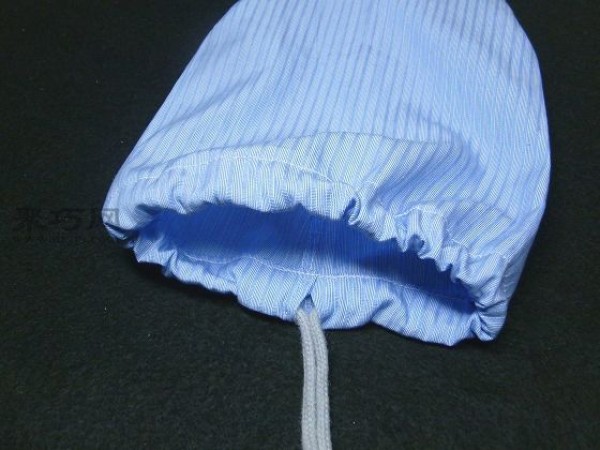 Ingenious coin drawstring bag DIY tutorial teaches you how to transform unused shirts into small bags