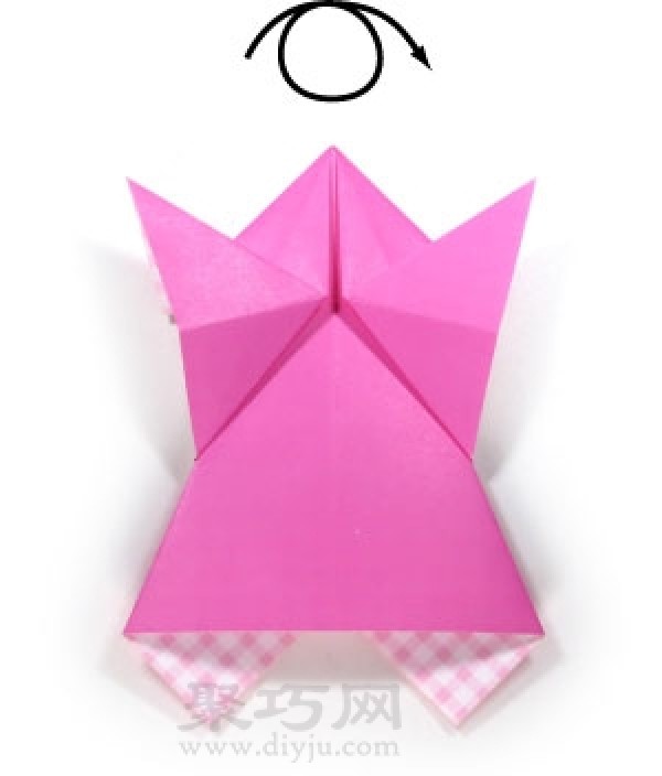 Steps to fold handmade origami angels