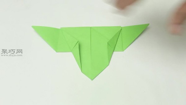 Illustrated tutorial for making handmade origami butterflies. Teach you how to make origami butterflies with paper.