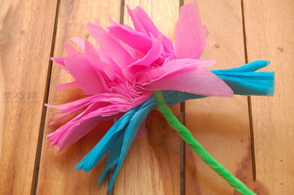 Mexican paper flower hand-making tutorial Detailed steps for DIY paper flower ornaments