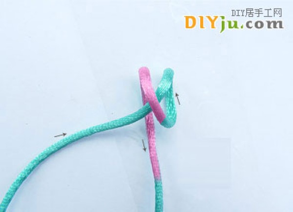 Illustrated tutorial on how to braid Chinese knots with double links