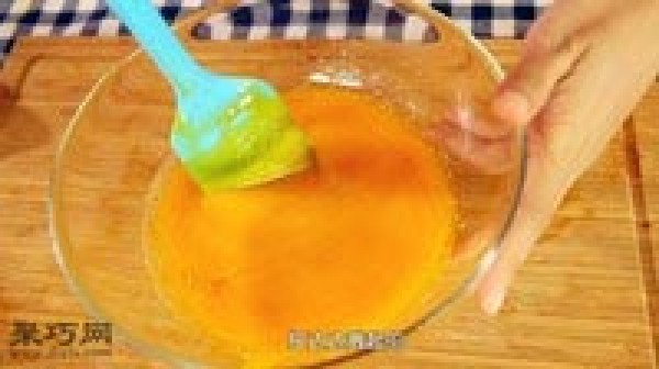 Super detailed illustration of the making process of mango liquid mousse