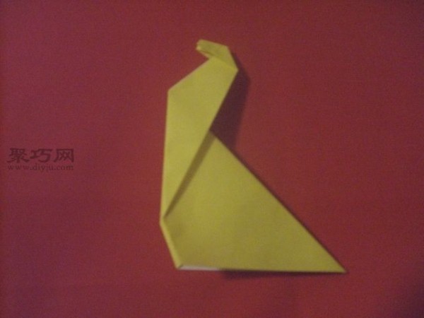 Animal origami for children: simple illustration of how to fold a giraffe