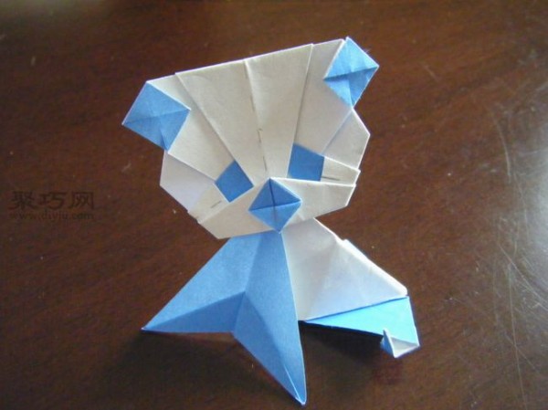 Giant panda hand-folded paper art creative three-dimensional giant panda origami tutorial