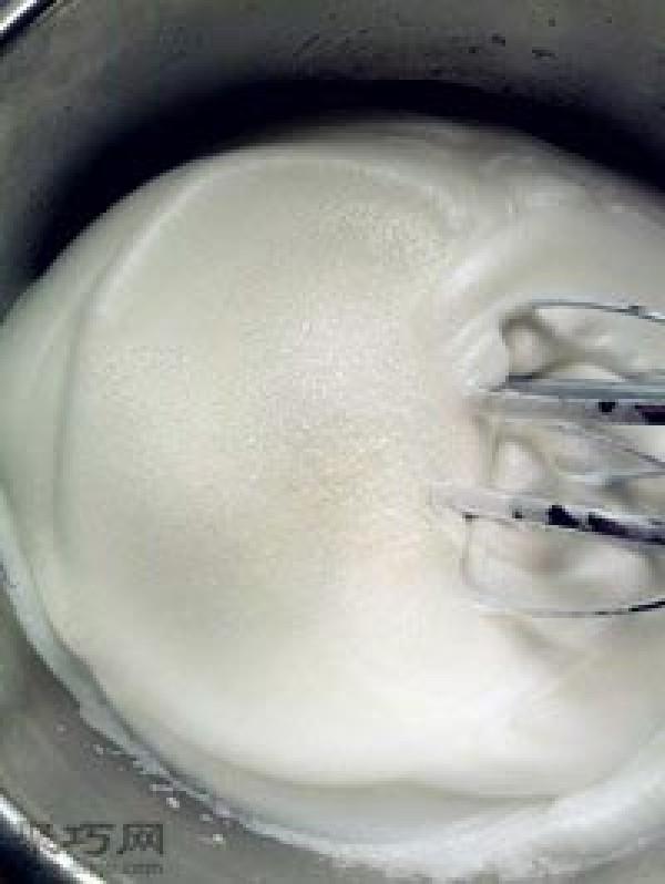 How to make soft chiffon cupcakes without shrinkage. Ingredients ratio for eight-inch chiffon cakes