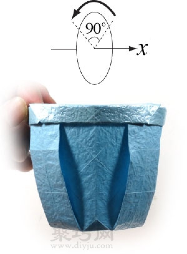 How to fold a handmade origami three-dimensional round cup