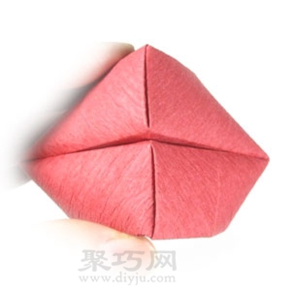 Three-dimensional heart-shaped origami method