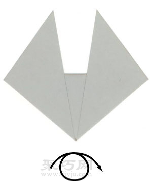 Simple step-by-step illustration of mouse origami. Kindergarten children can learn it as soon as possible