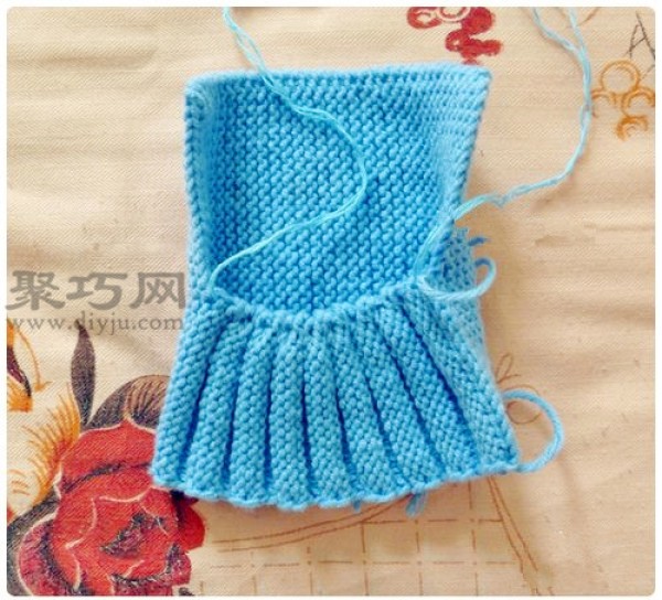 Knitting method of baby shoes with stick stitch. Teach you how to knit baby shoes with wool.