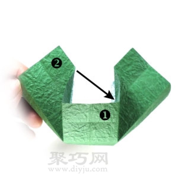 Illustration of folding origami butterfly box