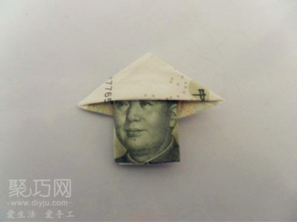 Mao Mao’s tutorial on using one yuan to make origami and wearing a bamboo hat is so cute!