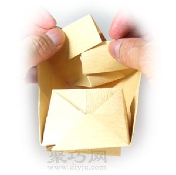 Illustration of the steps of chair origami