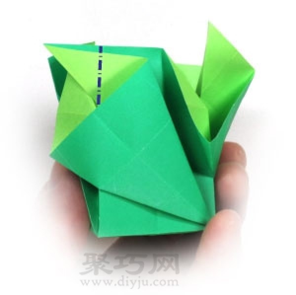 Hollow Cube Origami: Illustration of the folding method of forming a paper cube