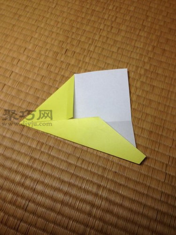 Simple pointy airplane origami tutorial How to fold a pointed paper airplane with paper