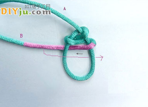 Illustrated tutorial on how to tie the eight-character Chinese knot. How to tie the eight-character knot.