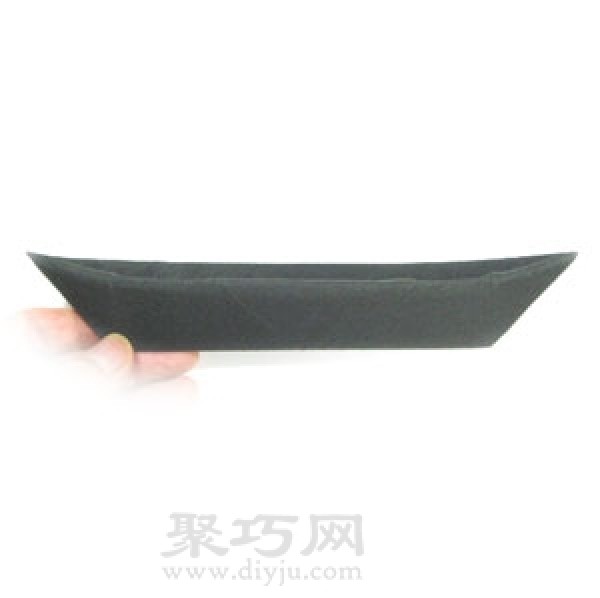 Simple illustration of origami gondola boat