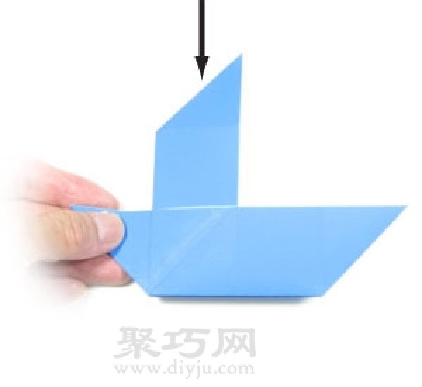 Tutorial on handmade origami magic sailboat. Use it to perform a little magic.