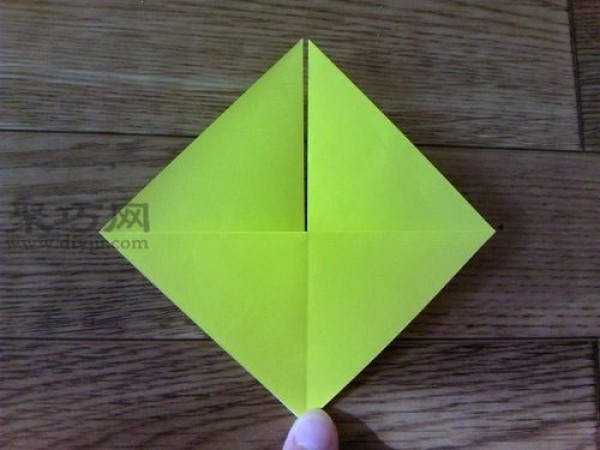 DIY origami square box How to fold a square box with a wide bottom