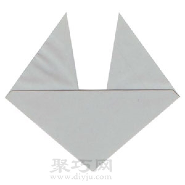 Simple step-by-step illustration of mouse origami. Kindergarten children can learn it as soon as possible