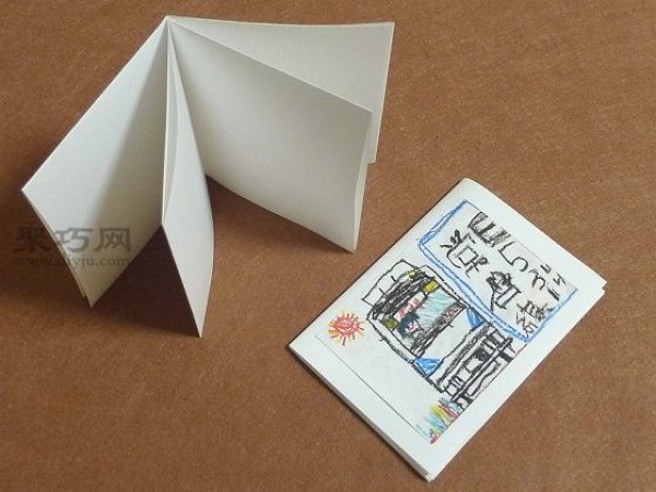 DIY your own small notebook Super simple origami booklet illustrated tutorial