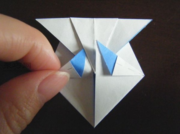 Giant panda hand-folded paper art creative three-dimensional giant panda origami tutorial