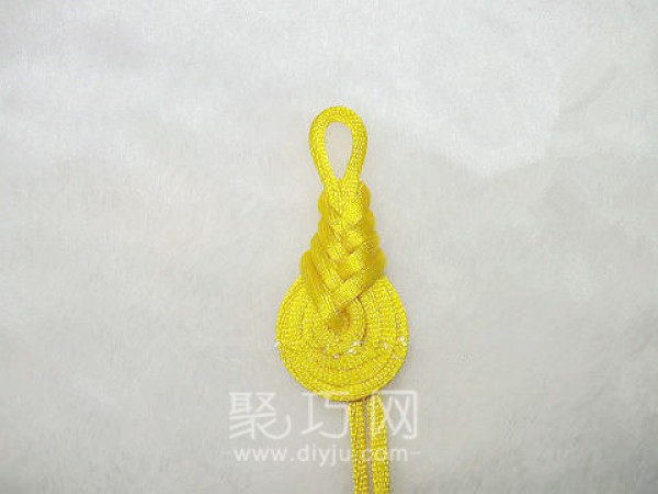 Illustrated tutorial on how to braid the Pipa knot, a complete collection of Chinese knot braiding methods