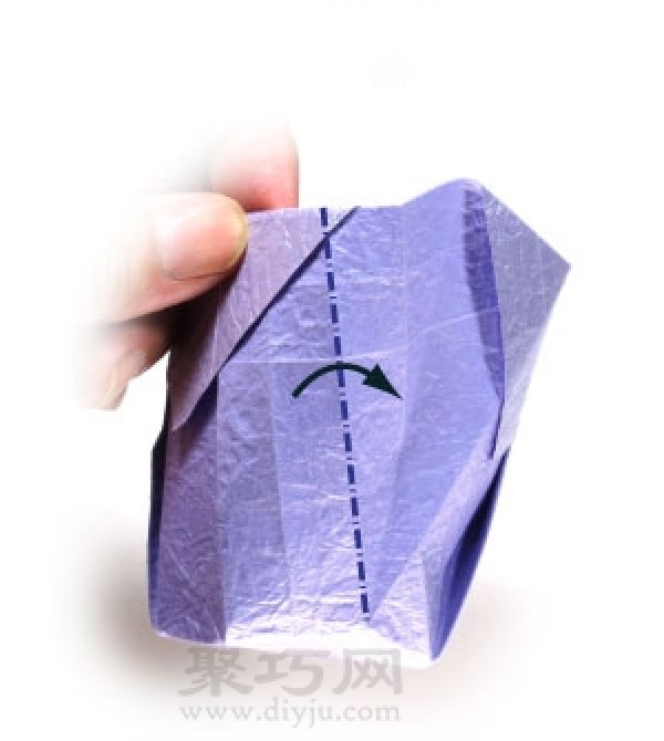 The process of making handmade origami cups. Teach you how to fold three-dimensional paper cups.