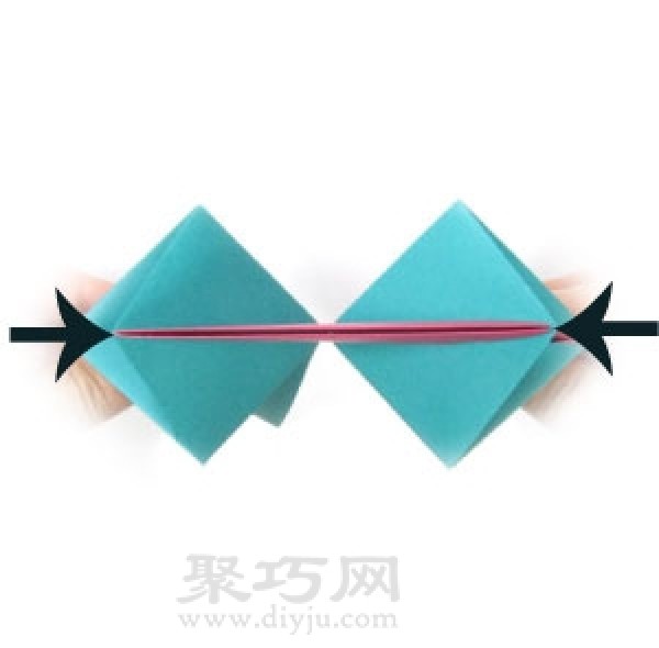 Illustration of handmade origami three-dimensional star folding method