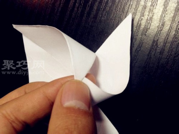 How to make a paper windmill Let’s make a paper windmill together