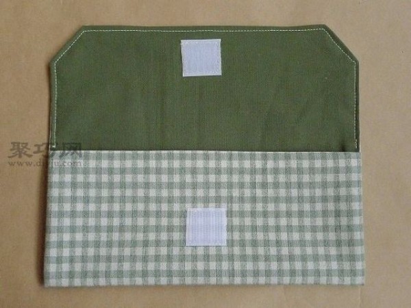 Tutorial on how to make a handmade cutlery box bag. Let’s make a handmade cutlery box bag that is easy to carry.