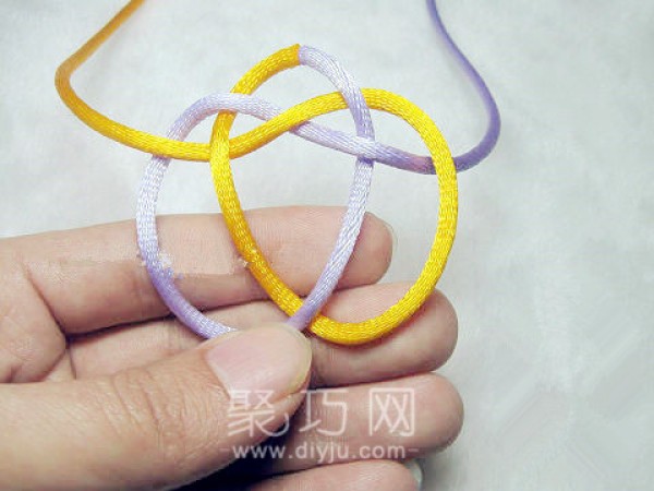 Illustrated tutorial on how to weave the Chinese Knot (Gangmu Knot)