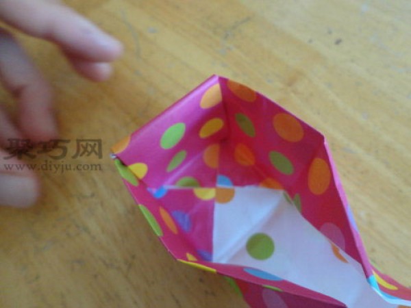 Origami movable spring box. Teach you how to make origami springs.