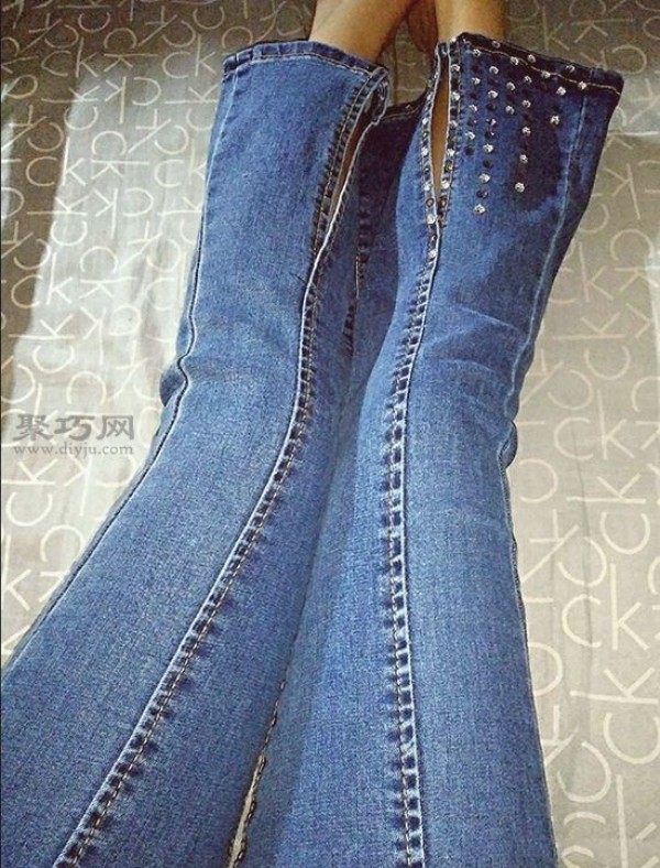 How to cut the hems of jeans fashionably? Watch this tutorial on transforming old jeans into fashionable pants.