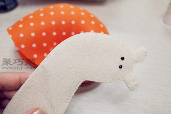 Fabric animal making tutorial 6 steps to sew a fabric snail