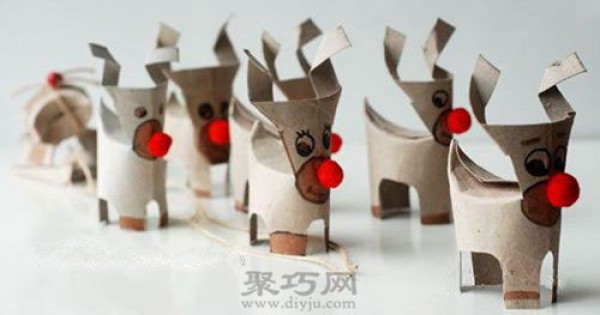 Toilet paper tube turns waste into cute Christmas reindeer