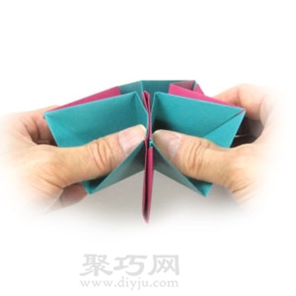 Illustration of handmade origami three-dimensional star folding method