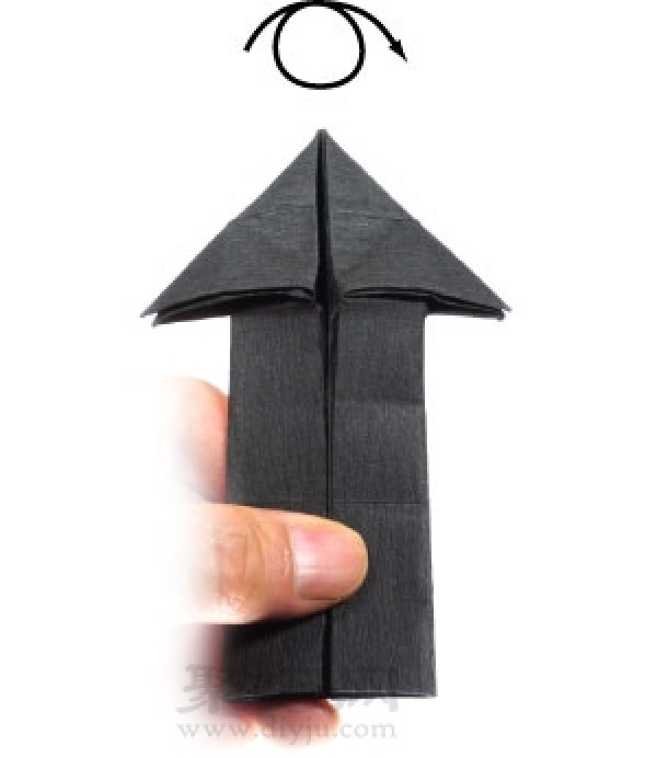 Origami arrow tutorial illustration