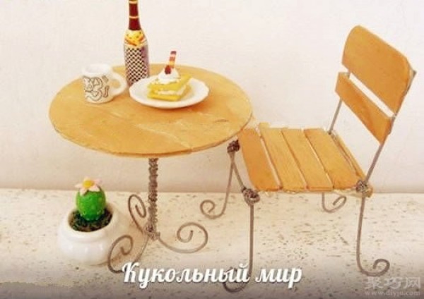 Illustration of how to make a simple coffee table and chair combination by hand using ice cream sticks and wire