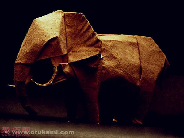 Appreciation of 3D animal origami: lion, pig, fox, dragon