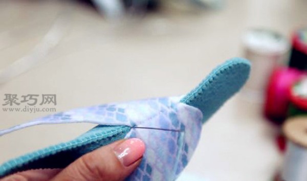 Make small animals with handmade fabrics. Teach you how to DIY fabric doves.