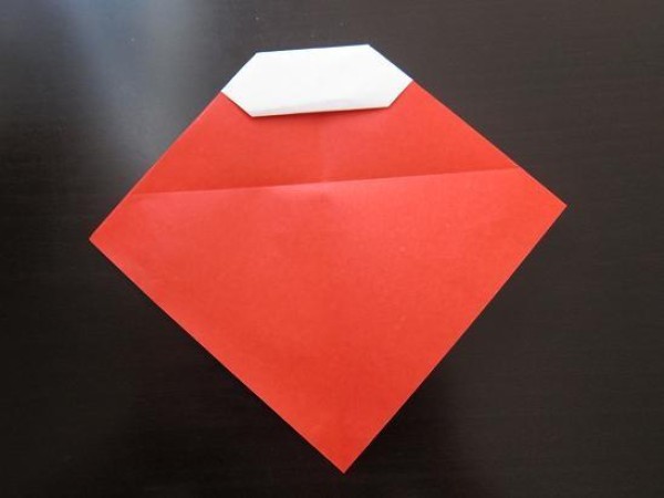 Illustrated tutorial for making origami seven-star ladybug for children